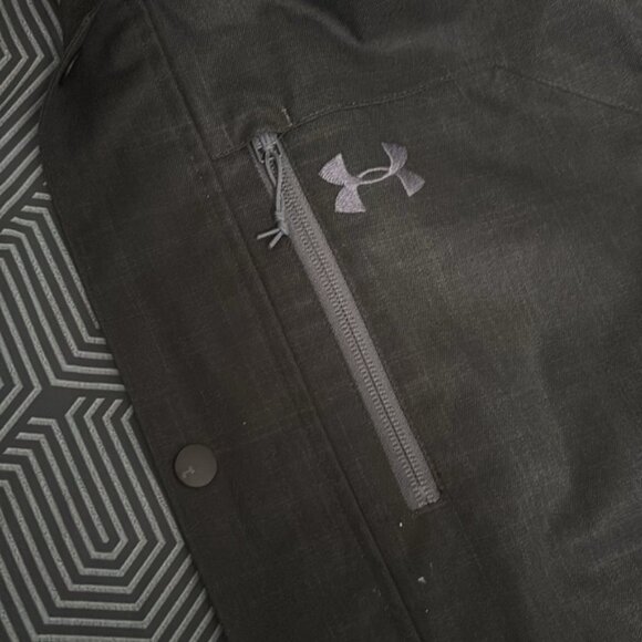 Under Armour Black ColdGear Infrared Jacket, Water-Resistant Material, Sz Medium - Picture 3 of 9